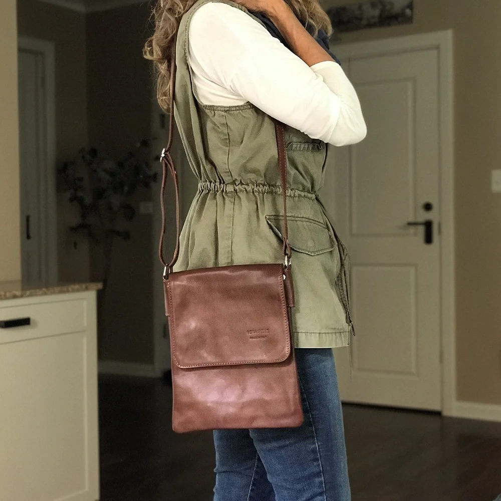 Vintage Vera Pelle Genuine Leather Crossbody Messenger Bag - Picture 1 of 3